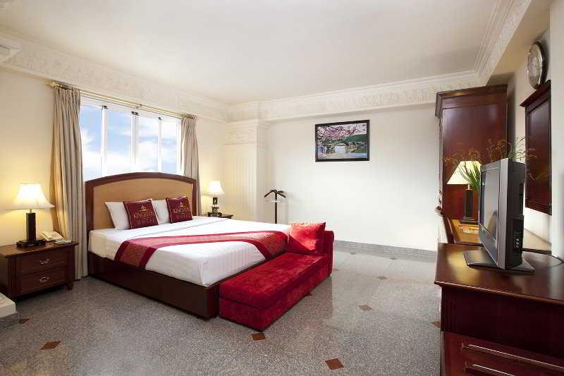 A&em Signature Hotel 4*